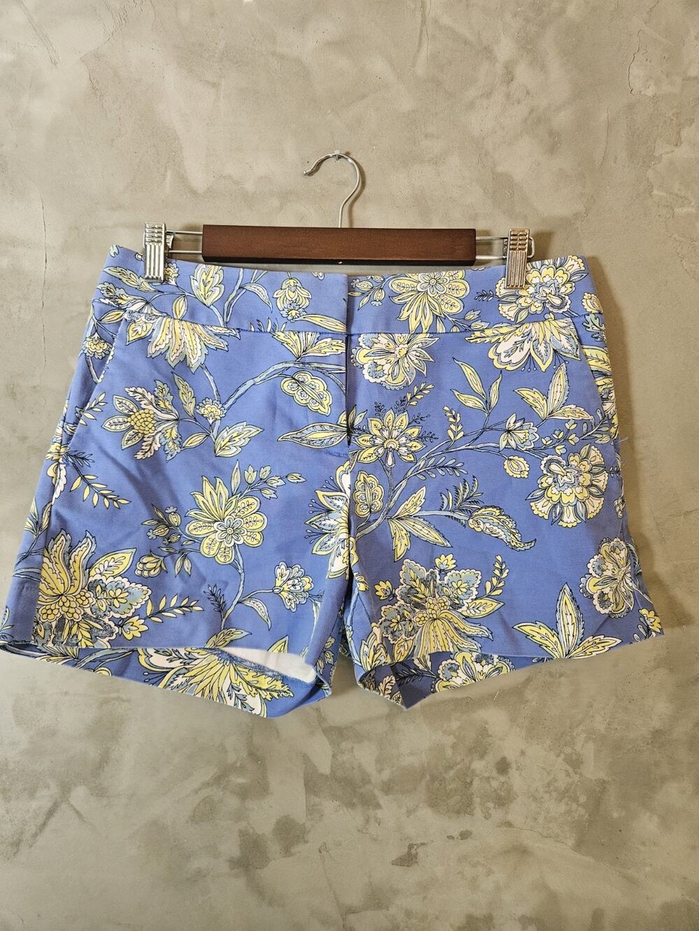 LOFT The Riviera Short Women's Size 4 Blue Floral Chino Shorts Mid Rise